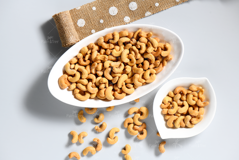 Cashew W320 Salted